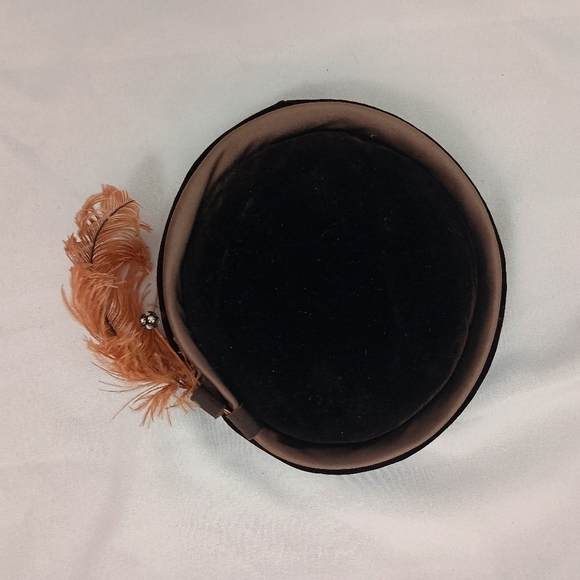 Vintage 50s Brown Bumper Brim Pill Box Hat with Feathers Coffee Espresso - Picture 5 of 7